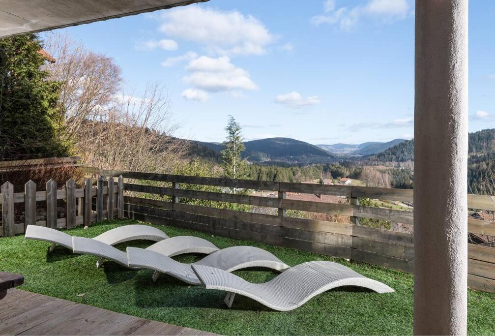 Luxueux Chalet Avec Vue Sur Les Pistes Et Le Hohneck Le Tholy Kültér fotó
